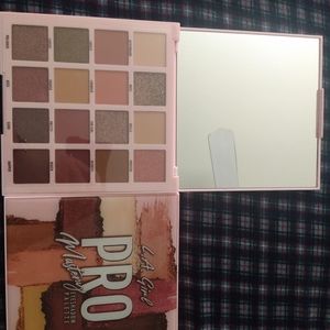 L.A. Girl PRO Mastery Eyeshadow Pallet